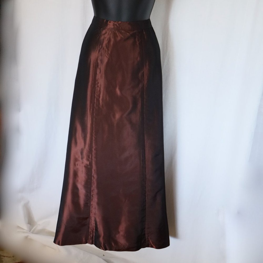 Gigi Clark Elegant Silk Bustier & Long Skirt Set - Picture 7 of 11